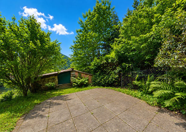 Traumhaftes Einfamilienhaus voller Charme mit Garten 7