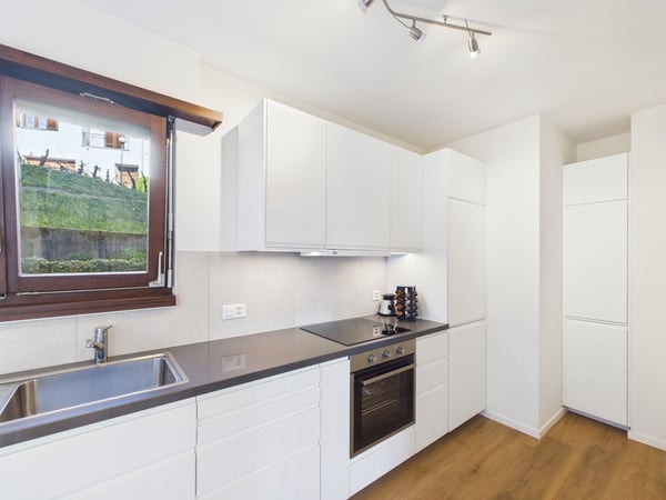 3½ locali rinnovato con potenziale 4½ - con box 8