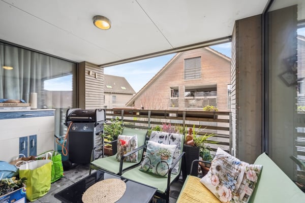 Stilvolle 1.5-Zimmer-Maisonette in Rümlang 2