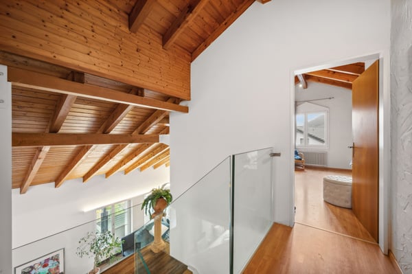 Exklusives Wohnen mit Aussicht: Einfamilienhaus mit Einliegerwohnung 11