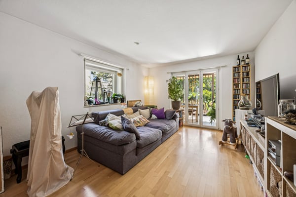 Familienfreundliches Haus mit grossem Gartenparadies 4