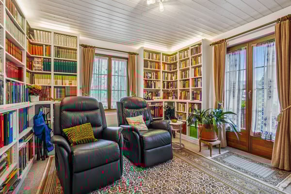 Stilvolles Einfamilienhaus mit Wohlfühlambiente und gepflegter Gartenanlage 9