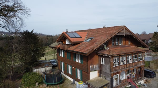 Vollvermietetes MFH mit Potenzial in Safenwil - 3 Einheiten und Bauland! 4