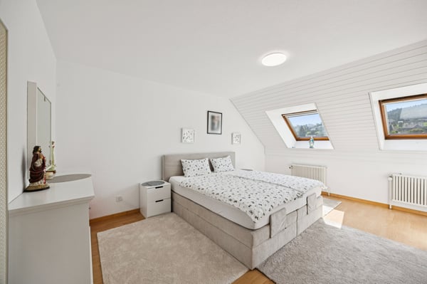 Grosszügige 1.5-Zimmer-Duplexwohnung mit Balkon und Cheminée 7