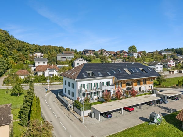 Exklusive 5.5-Zimmer-Dach-Maisonette mit Charme 2