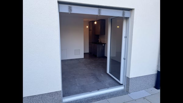 Perfekt für Investoren: Moderner und heller Gewerberaum in Büsserach mit attraktiver Aussicht und vielseitigem Potenzial. 10