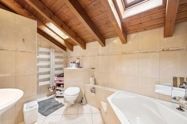 Exklusives Wohnen mit Aussicht: Einfamilienhaus mit Einliegerwohnung 11