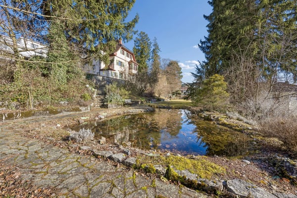 Jugendstilvilla in Reinach mit aussergewöhnlichem Parkgarten 11