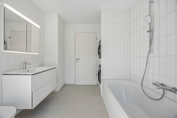 2.5-Zi.-Gartenwohnung mit grosser Terrasse in Neuenhof 6
