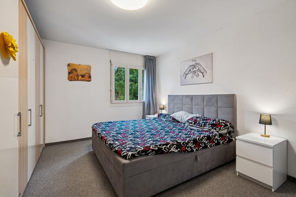 Familienfreundliche 5.5-Zimmer-Wohnung mit viel Raum und Komfort 6