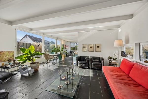 Ihr neues Zuhause: ruhig gelegen, grosszügig und voller Möglichkeiten! 1