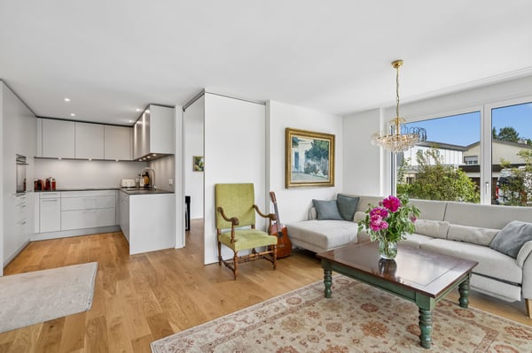 Wohnen wie im Einfamilienhaus - 4.5 Zimmer mit riesigem Privatgarten 4