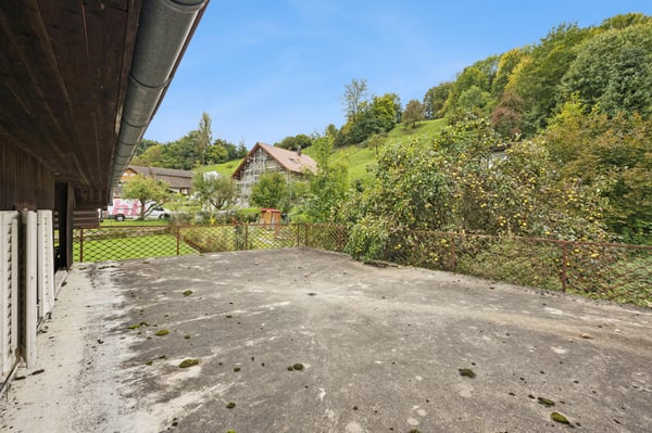 Grosszügiges 7-Zimmer-Haus in Leibstadt mit grosser Dachterrasse und viel Potenzial 5