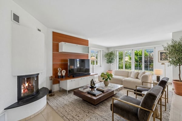 Exklusive Landhausvilla mit Türmli an sonniger Südwesthanglage, nur 30 Minuten bis Zürich HB 5