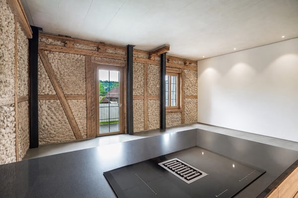 Historisches Bijou mit modernem Ausbaustandard - 2.5-Zimmer-Wohnung mit Balkon 11
