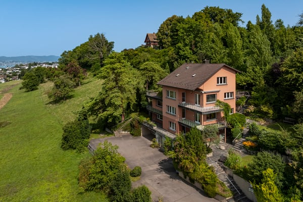 PANORAMAGRUNDSTÜCK AM ZÜRICHSEE 7