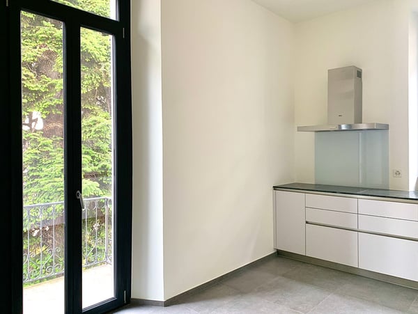 Appartamento elegante di 4,7 locali in centro a Lugano 8