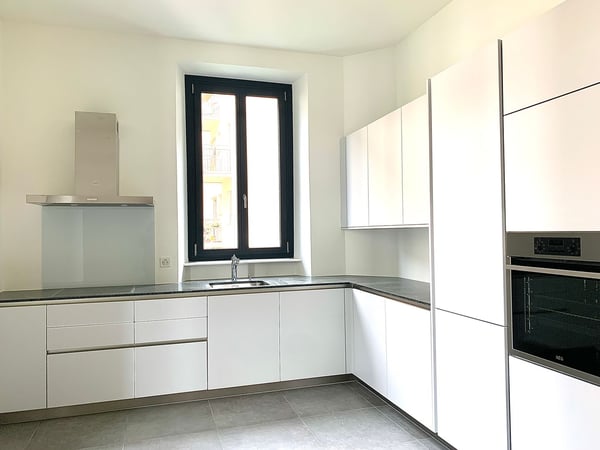 Appartamento elegante di 4,7 locali in centro a Lugano 7