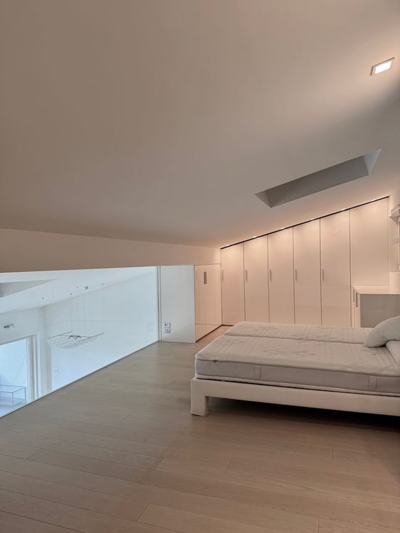 Appartamento ammobiliato di 2,5 locali con giardino e balcone a Morcote 8