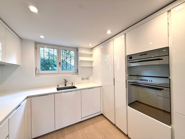 Appartamento ammobiliato di 2,5 locali con giardino e balcone a Morcote 5