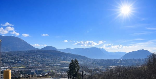 Raffinata Villa Contemporanea di Nuova Costruzione con Giardino Privato 20