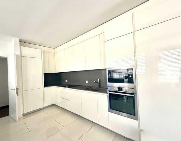 Appartamento moderno di 3,5 locali a due passi dal centro di Lugano 3