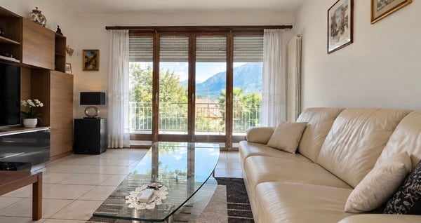 Appartamento con terrazza panoramica e vista aperta 1