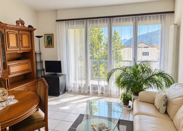 Appartamento con terrazza panoramica e vista aperta 3