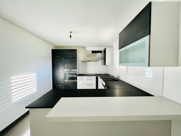 Osogna - villetta in vendita con giardino privato e soffitti a vista 9