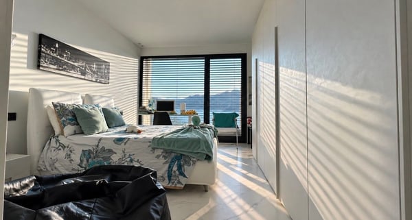 Vernate attico esclusivo con terrazza e giardino vista lago mozzafiato 23