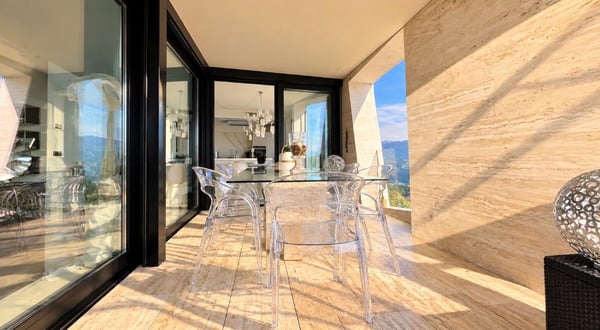 Vernate attico esclusivo con terrazza e giardino vista lago mozzafiato 13