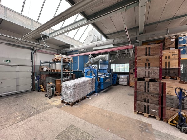 809m2 helle Industrie- & Lagerfläche im Industriegebiet von Hittnau 9