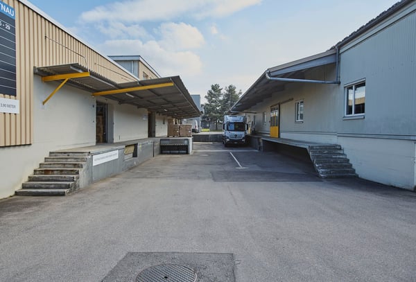 809m2 helle Industrie- & Lagerfläche im Industriegebiet von Hittnau 2