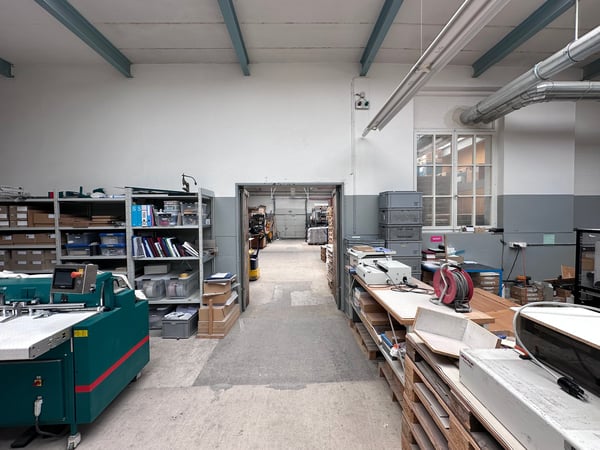 809m2 helle Industrie- & Lagerfläche im Industriegebiet von Hittnau 8