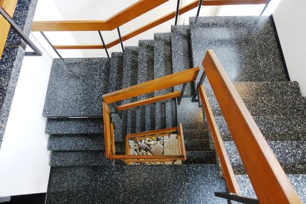 Charmantes Büro im historischen Altbau an der Aathalstrasse 80 in Uster 9