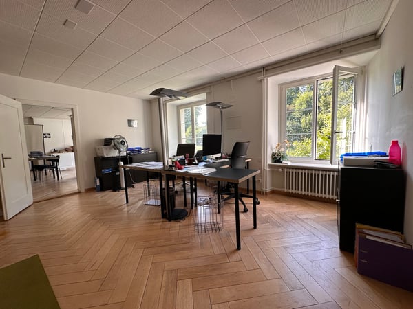 Charmantes Büro im historischen Altbau an der Aathalstrasse 80 in Uster 6
