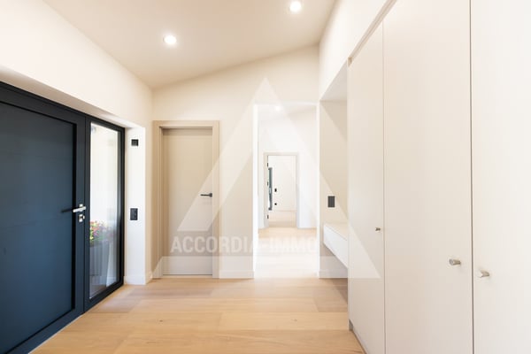 Magnifique villa de 7.5 pièces à St-Légier-La Chiésaz 7
