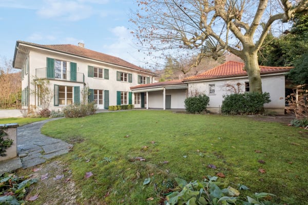 Charmante Landhaus-Villa mit Blick über Arlesheim 7