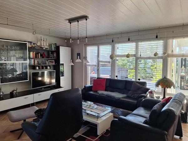Charmantes Einfamilienhaus mit Garten an sonniger Wohn-/Aussichtslage 9