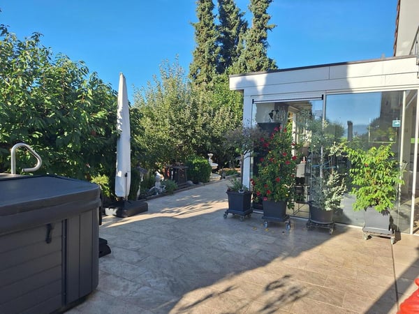 Charmantes Einfamilienhaus mit Garten an sonniger Wohn-/Aussichtslage 4