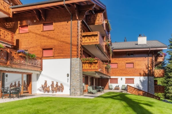 Prächtige 5,5-Zimmer-Wohnung Ski-in Ski-out mit atemberaubendem Blick 4