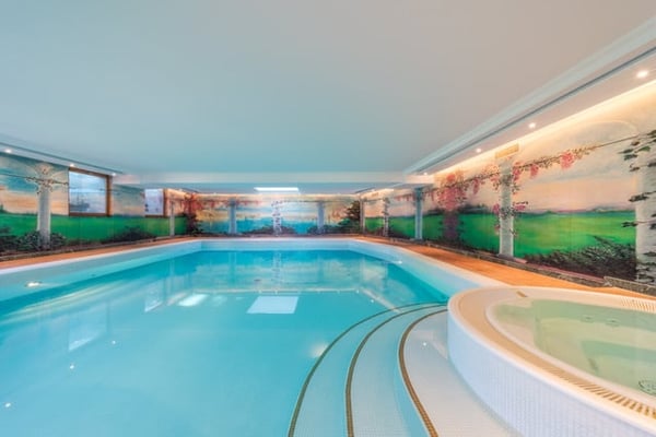 Prächtige 5,5-Zimmer-Wohnung Ski-in Ski-out mit atemberaubendem Blick 6