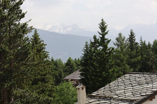 Magnifique Appartement en Attique de 1.5 Pièces à Crans-Montana 25