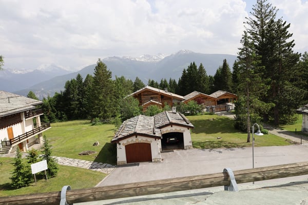 Magnifique Appartement en Attique de 1.5 Pièces à Crans-Montana 28