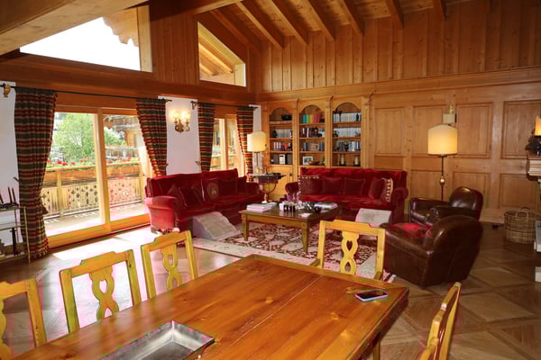 Magnifique Appartement en Attique de 1.5 Pièces à Crans-Montana 13