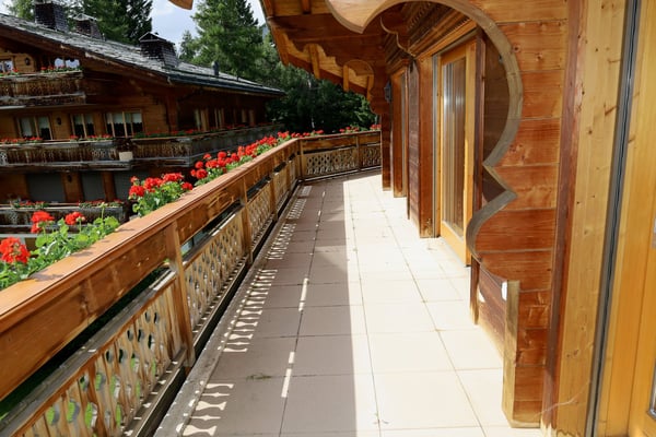 Magnifique Appartement en Attique de 1.5 Pièces à Crans-Montana 15