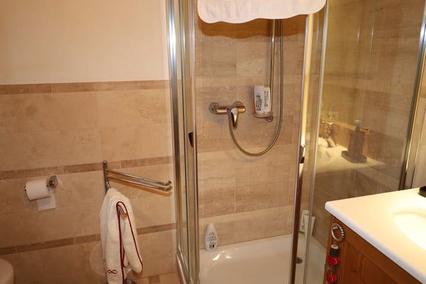 Magnifique Appartement en Attique de 1.5 Pièces à Crans-Montana 44