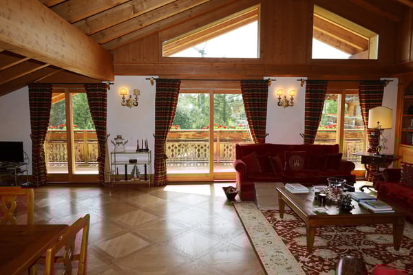 Magnifique Appartement en Attique de 1.5 Pièces à Crans-Montana 4