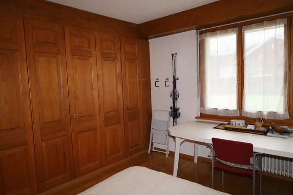 Appartement de 3.5 pièces avec vue et balcon à Crans 7