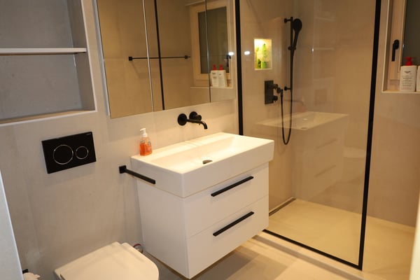 Appartement de 2.5 pièces avec vue et balcon 13